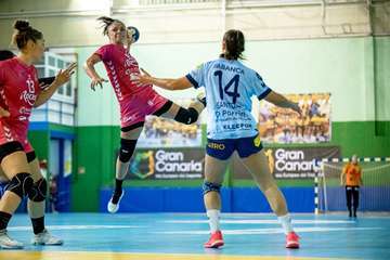 El Rocasa demuestra que sabe sufrir para derrotar a un aguerrido Porriño/TA.